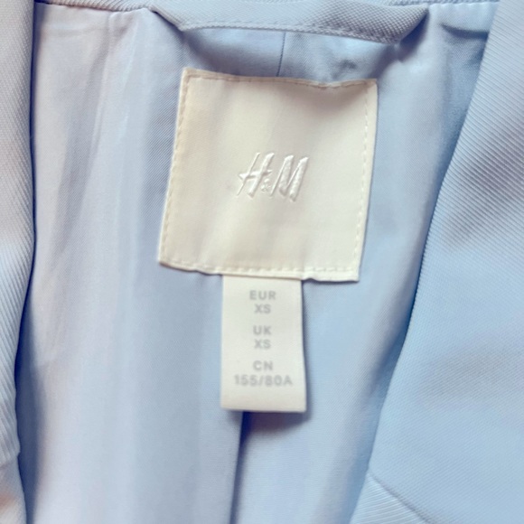 H&M light blue oversized blazer - Picture 2 of 3